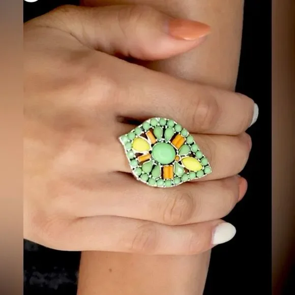 Multi color greens teardrop ring. ONE SIZE FITS MOST. STRETCHY. NEW - Picture 6 of 6
